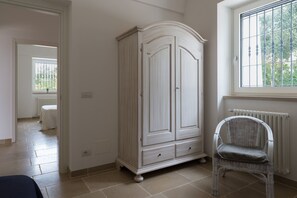 2 Schlafzimmer, Bügeleisen/Bügelbrett, kostenloses WLAN