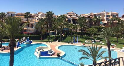 Beautiful renovated townhouse 30m from the beach in Torrevieja.