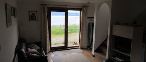 Family Cottage, Private Bathroom, Sea View | Lounge