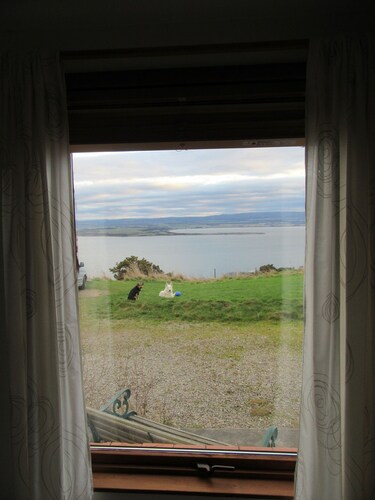 Kestrel, Longhouse Cottages