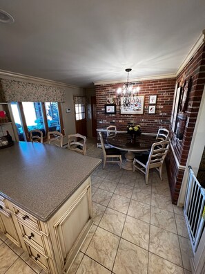 Dining - Brick Ranch in Country Setting (Midland)