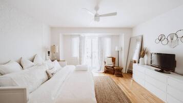 2 chambres, fer et planche à repasser, Wi-Fi gratuit, draps fournis