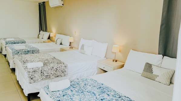 家庭四人房, 1 間臥室 | 高級寢具、布置獨特、書桌、筆電工作空間