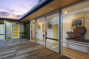 Front of property - Wonderful Countryside Sanctuary - Pool (Auckland)