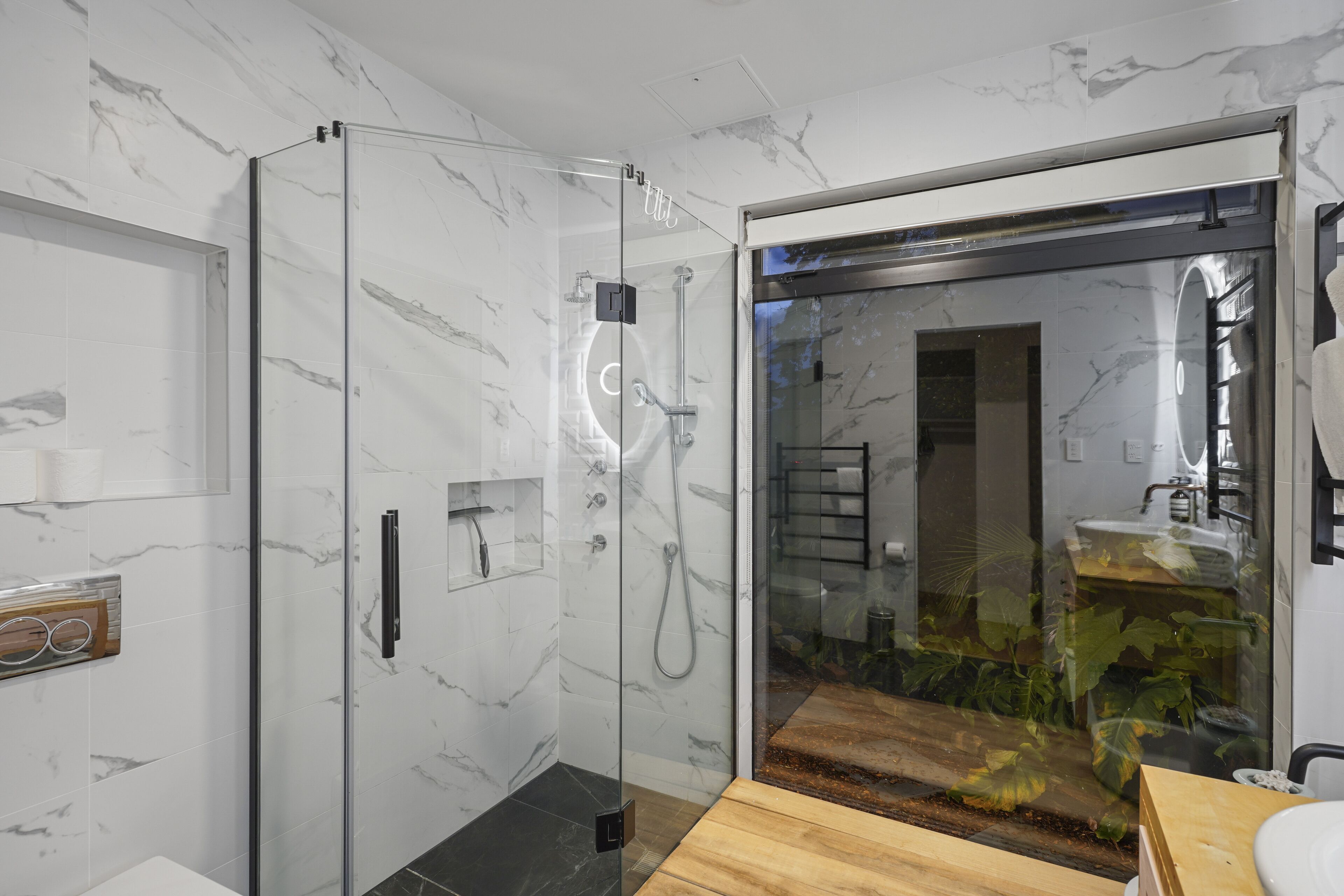 House | Bathroom