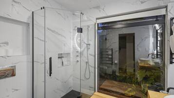 House | Bathroom
