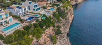 Villa Es Bufedo, frontline holiday home with spectacular sea views in Cala Pi