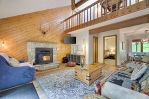 Smart-TV, DVD-Player, Stereoanlage