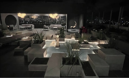 Luxury apartment in San José A/C Free Parking