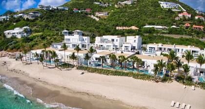 DREAM 5-Star Premier BEACHFRONT 3 Bedroom Villa + Private Pool