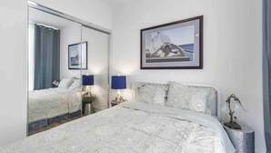 2 quartos, ferros/tábuas de passar roupa, Wi-Fi, roupa de cama