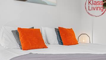 2 bedrooms, iron/ironing board, travel cot, free WiFi