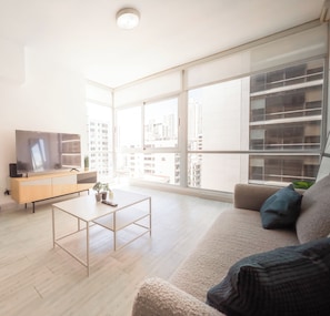 Apartment, 2 Bedrooms (10C) | Living area | 32-inch Smart TV with digital channels, TV - Boutique Apartments Atlapa (Panama City)