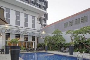 Pool - Howard Johnson by Wyndham Pekalongan (Pekalongan)