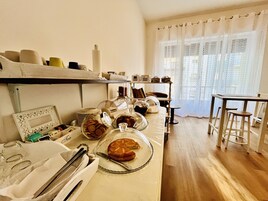 TV LED 36 pollici con canali digitali, TV, stampante