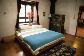 Room - Old Yard Inn (Shangri-La)