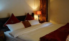 Room - Old Yard Inn (Shangri-La)