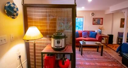 Private Edmonds Studio Apartment
