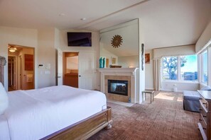 3 bedrooms, iron/ironing board, travel cot, WiFi - Emerald Cove - La Jolla Home with Amazing Views (La Jolla)