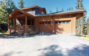 Exterior - Mountain Retreat with Amazing Hot Tub and Outdoor Patio Area! (Breckenridge)