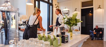 Aloha Central Platinum Apartments