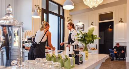 Aloha Central Platinum Apartments