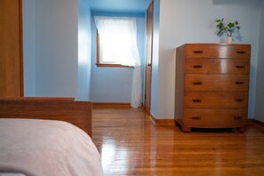 3 chambres, lit parapluie, Wi-Fi gratuit, draps fournis