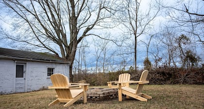 'Small Town Getaway'