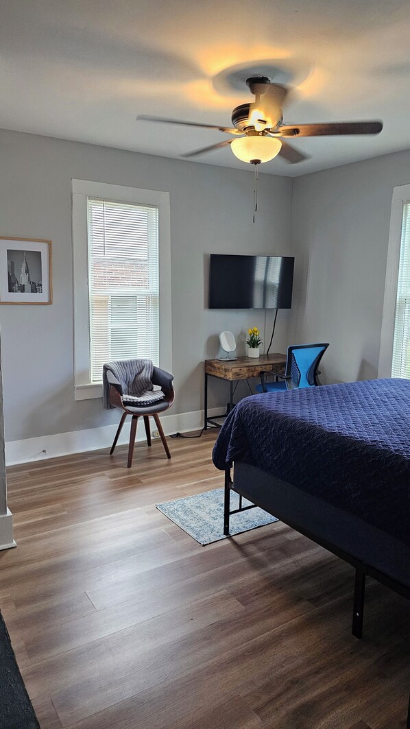 2 chambres, bureau, fer et planche à repasser, Wi-Fi gratuit