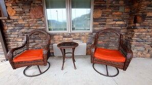 Terrace/patio - Stonebrook Lodge Cherokee (Cherokee)