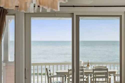 302 OPV - Third Floor Penthouse - Ocean Views - Private entrance