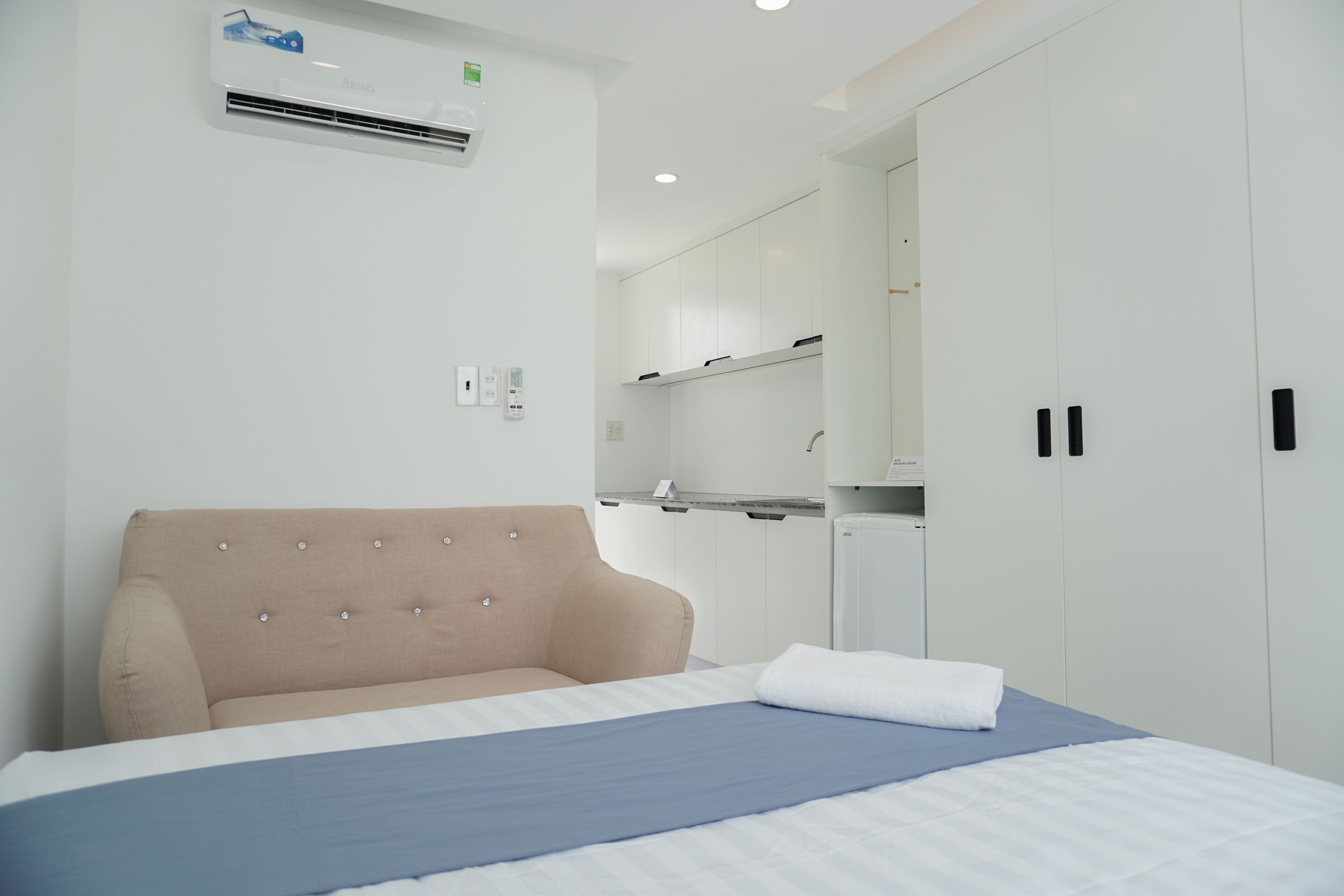 economy studio | free wifi, bed sheets