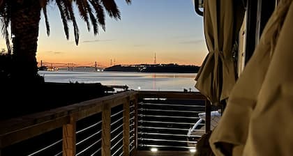 Cottage Downtown Benicia