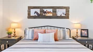 3 bedrooms, desk, iron/ironing board, travel crib