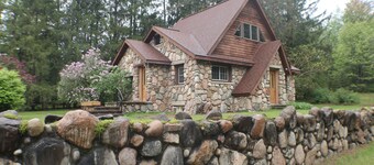 Cozy Countryside Stone House & Pub with 20 acres of outdoor fun!