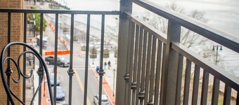 Riverview Penthouse on Water Street! Stunning views and sunsets!