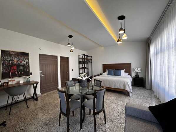 Executive Double Room, 1 King Bed, Garden View