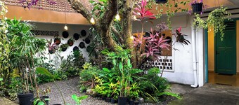 Snooze Hostel Malang