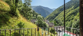 Spitzenhaus Val Onsernone, Vergeletto, Onsernone, Switzerland
