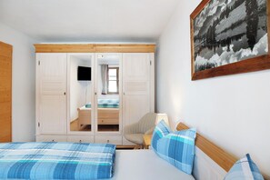 1 chambre, Wi-Fi gratuit, draps fournis