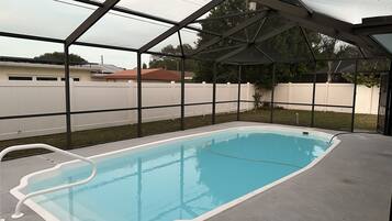 Piscine extérieure, piscine chauffée