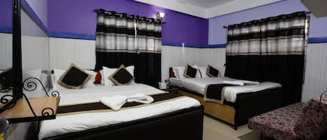 Executive Double Room | Free WiFi