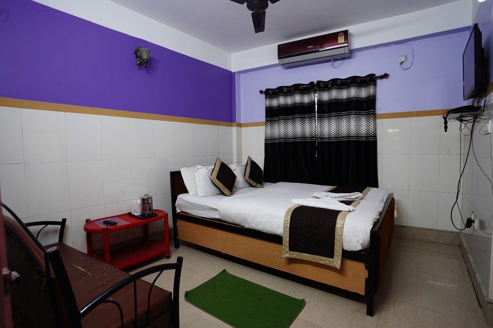 classic double room | free wifi