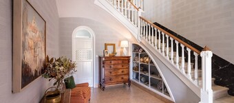 La Torre del Dr. Pont. Nature and entertainment.