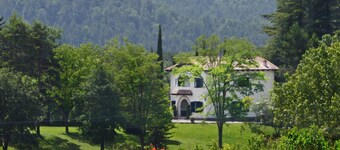 La Torre del Dr. Pont. Nature and entertainment.