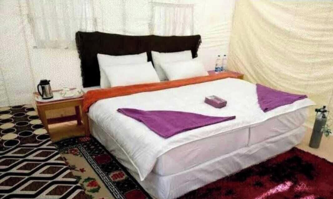 Blackout curtains, bed sheets