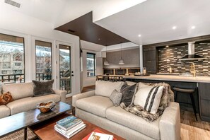 Luokittelematon kuva, 5 kautta 49, painike