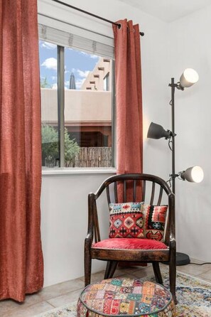 Interior - Ski Discounts! Eclectic Condo 5-min to Meow Wolf (Santa Fe)