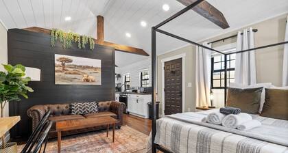 Cottage 10-Modern Farmhouse