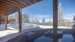 Utendørs boblebad